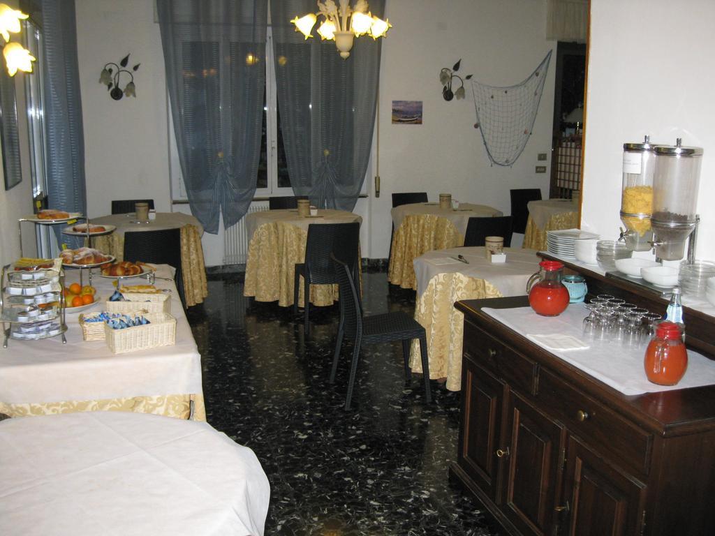 Hotel Acqua Marina Albissola Marina Eksteriør bilde