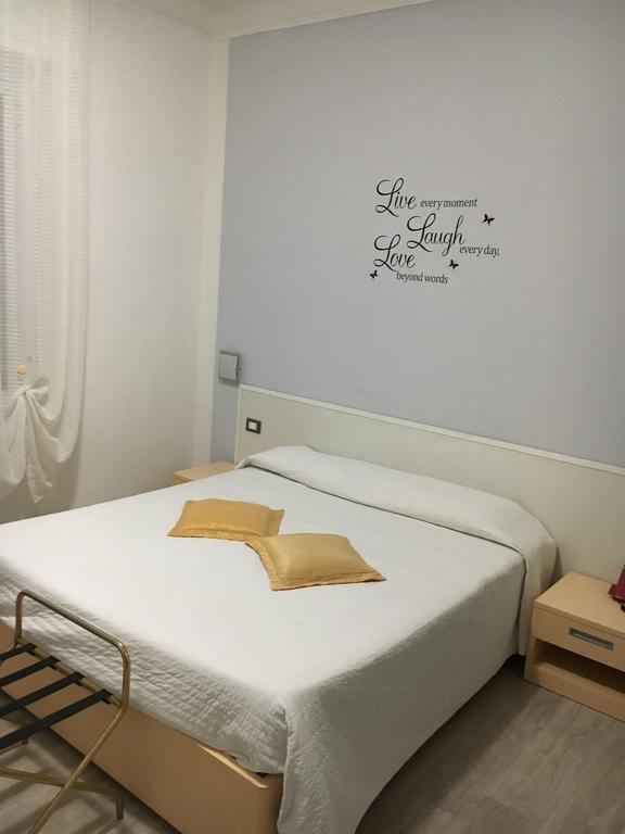 Hotel Acqua Marina Albissola Marina Eksteriør bilde