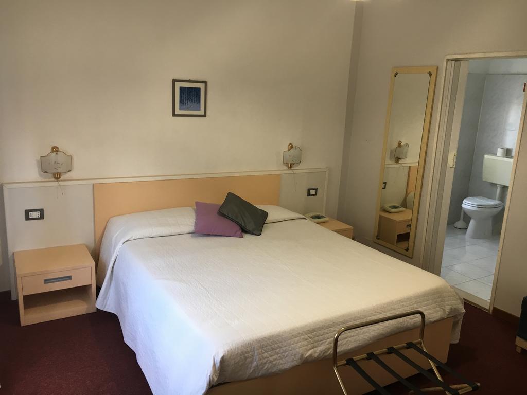 Hotel Acqua Marina Albissola Marina Eksteriør bilde