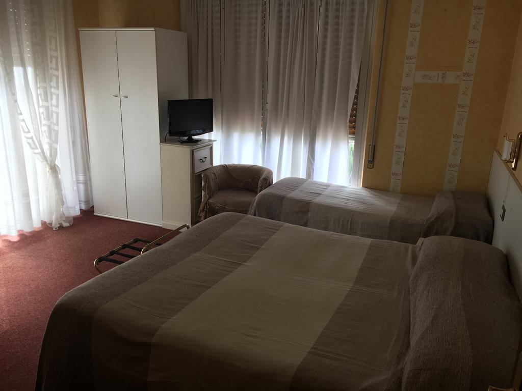 Hotel Acqua Marina Albissola Marina Eksteriør bilde