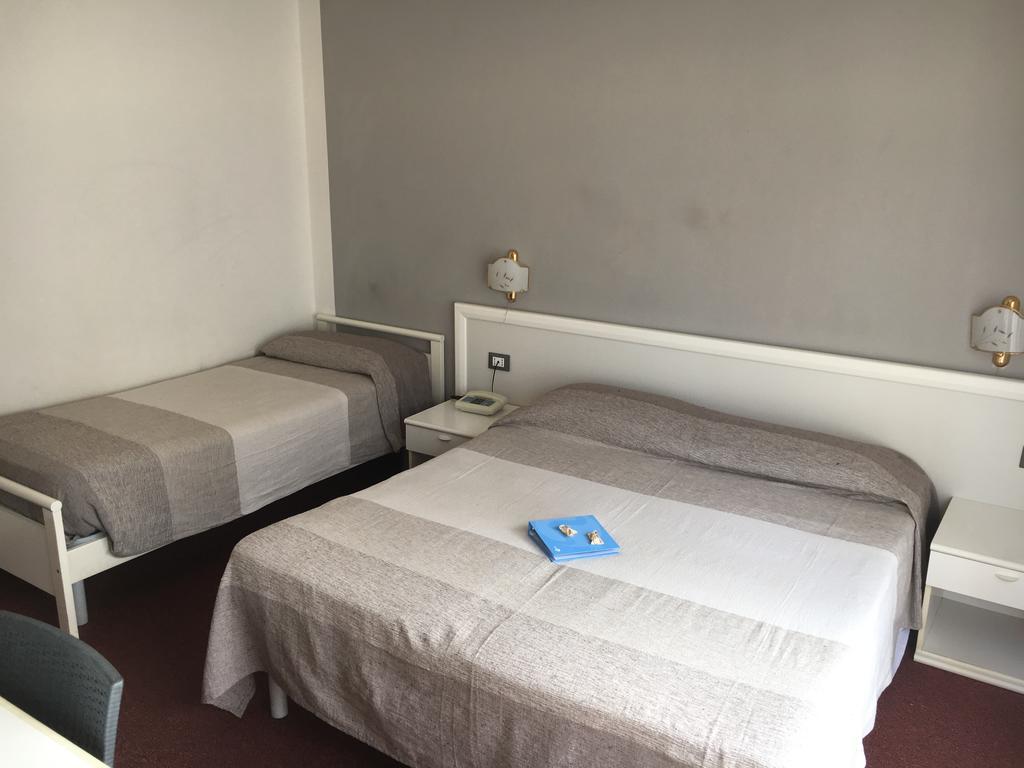 Hotel Acqua Marina Albissola Marina Eksteriør bilde